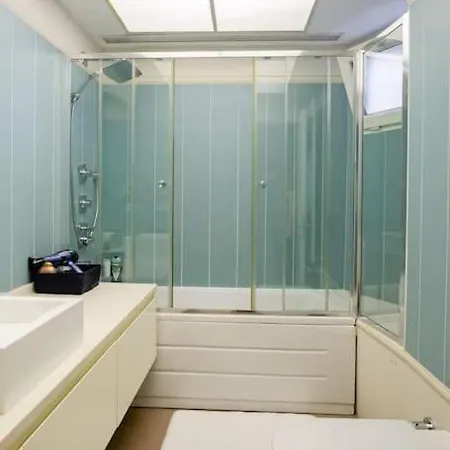 Apartment Modern Stylish Flat In The Center Of The City *
