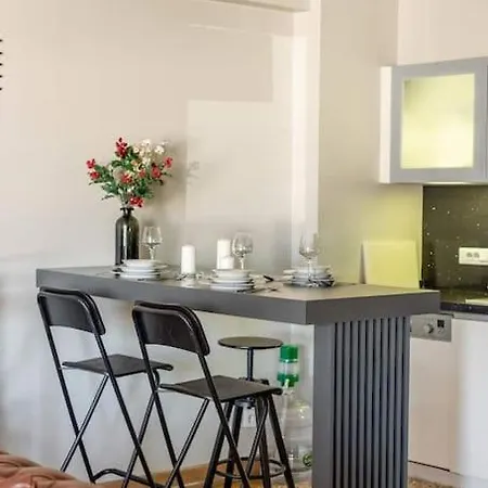 Modern Stylish Flat In The Center Of The City * Istanbul