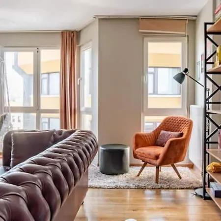 Modern Stylish Flat In The Center Of The City Daire
